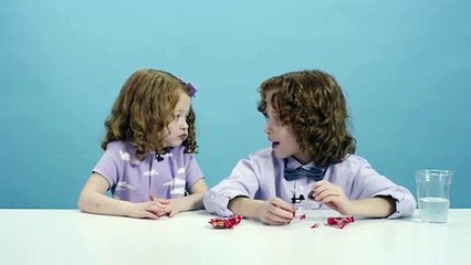 Crianças provam doces de todo o mundo