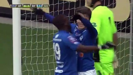 Simon Skrabb marca grande golo na Suécia