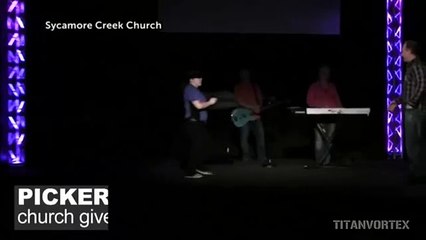 Foi entregar pizza e recebeu mil dólares de gorjeta