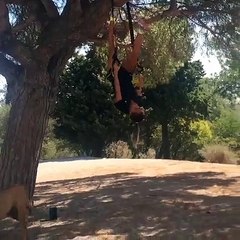 Carolina Patrocínio acrobática