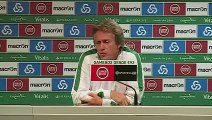 Jorge Jesus ameaça sair da conferência de imprensa