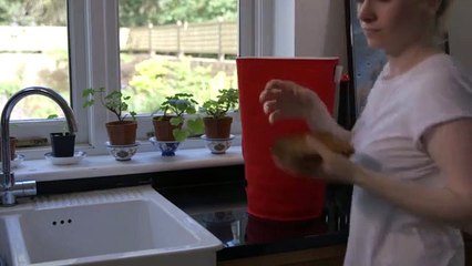 Estudante cria telefone que funciona à base de sorrisos