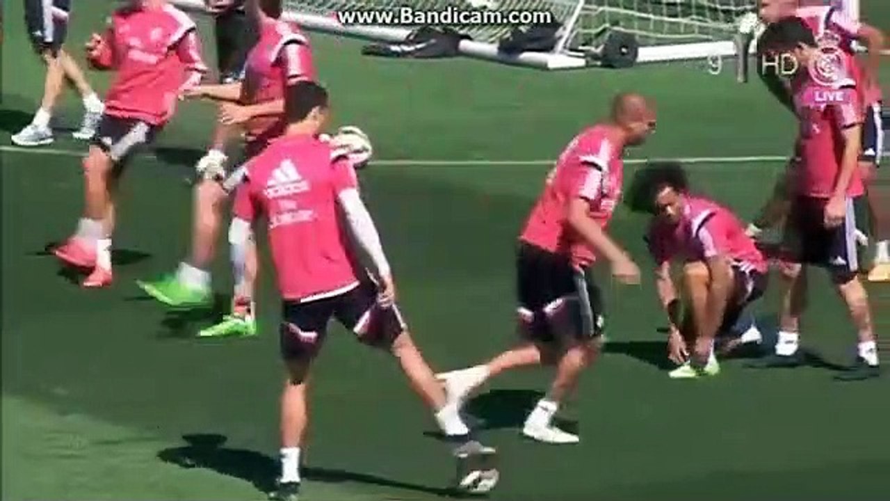 Martin Odegaard e Cristiano Ronaldo