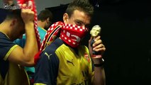Jogadores do Arsenal surpreendem adeptos