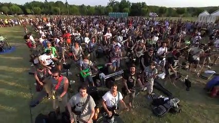 Mil músicos cantam música dos Foo Fighters