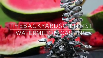 Sabe o que acontece quando derrama alumínio numa melancia