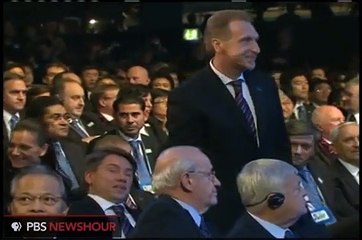 Como Blatter justificou a eleição de Rússia e Qatar