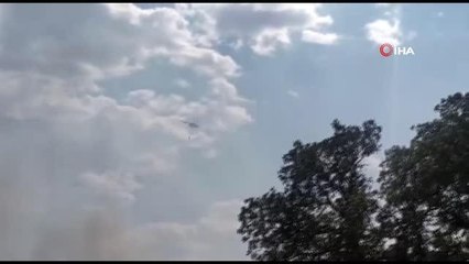 Uşak'ta çıkan yangına havadan müdahale ediliyor