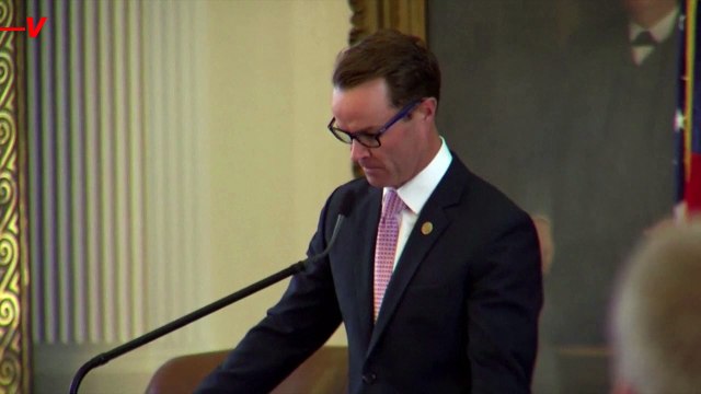 Texas Republicans Move to Have 50 Democrats Arrested for Blocking Vote