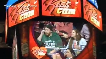 Mulher sem amor salva por mascote encantada