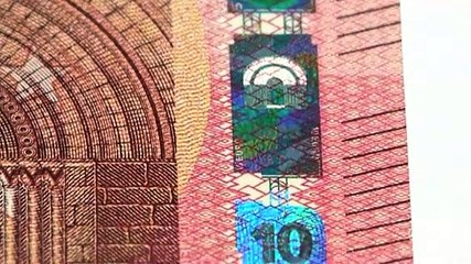 Nova nota de 10 euros chega amanhã