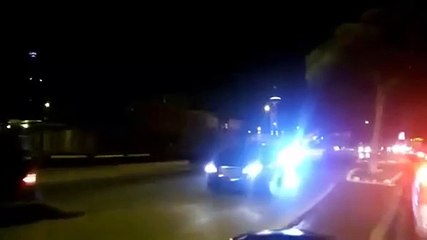 Jovem cai de carro durante festejos