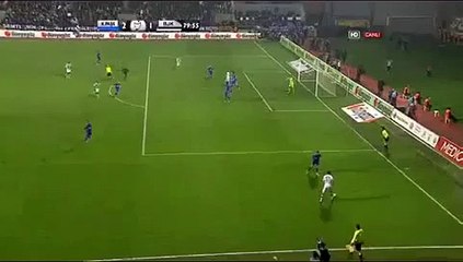 Hugo Almeida agrediu adepto e foi expulso