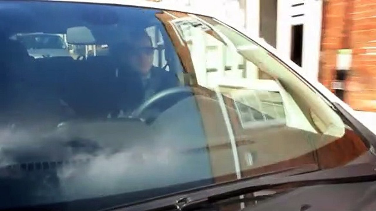 NISSAN DEVELOPS FIRST 'SELF-CLEANING' CAR PROTOTYPE