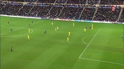 Ibrahimovic marca (mais) um golo fantástico