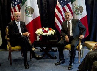 AMLO invita a Joe Biden a visitar México