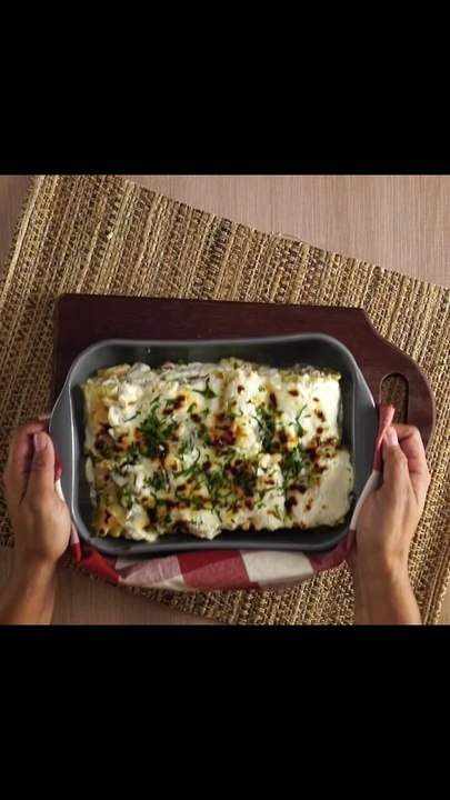 Rollos de Pollo Alfredo en Refractario