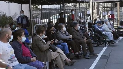 Chile aplica terceira dose em vacinados com Coronavac