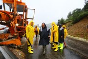 İçişleri Bakanı Süleyman Soylu, sel bölgesine gelerek incelemelerde bulundu