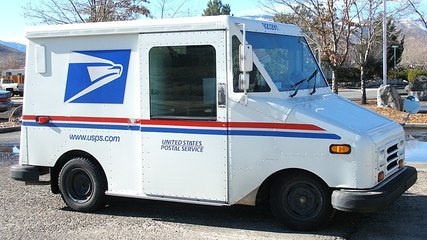 Lawsuit Delays Plan to Replace Aging Postal Truck Fleet