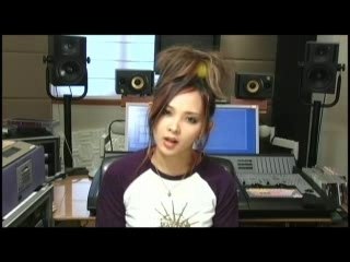 Aya Kamiki - SUNDAY MORNING - Official Website comment