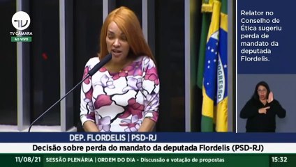 Câmara cassa mandato de Flordelis