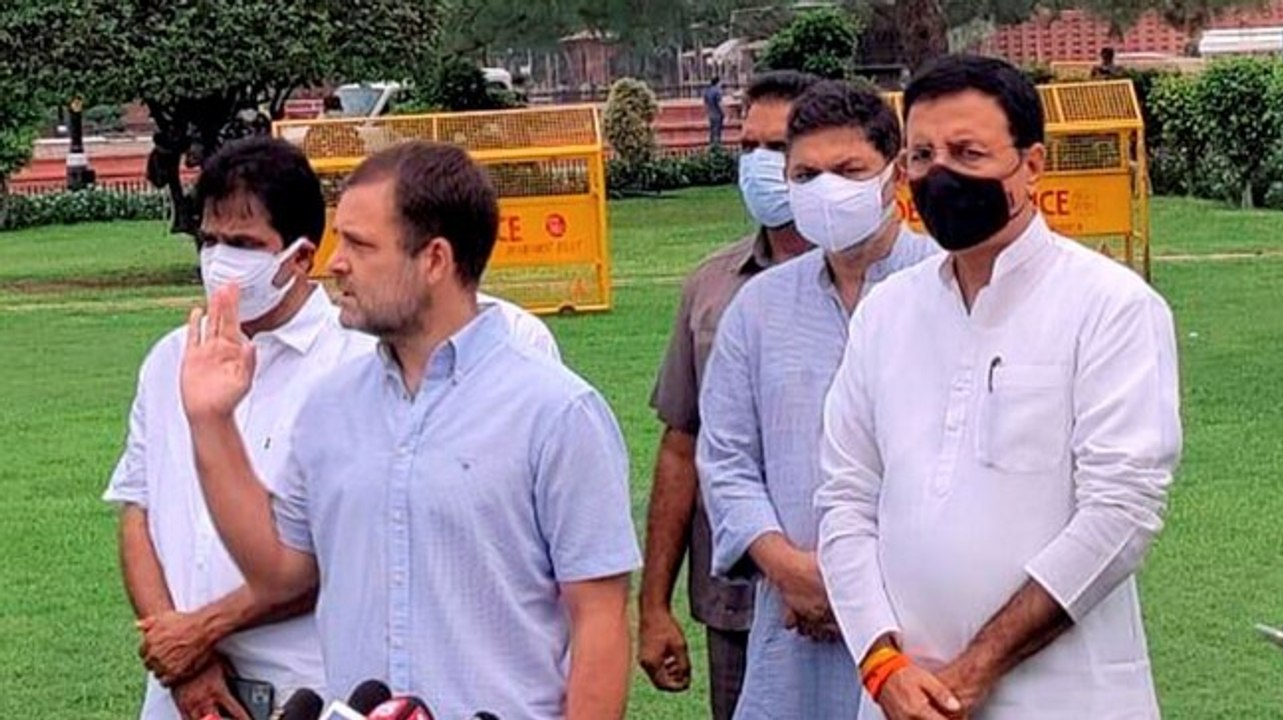 After Rahul Gandhi, Twitter accounts of Randeep Surjewala & other Congress leaders locked