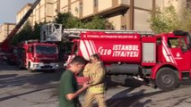 Başakşehir'de sanayi sitesinde çıkan yangına itfaiye ekipleri müdahale ediyor