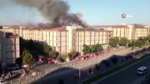 Başakşehir’de 5 katlı iş yerinin çatısında korkutan yangın