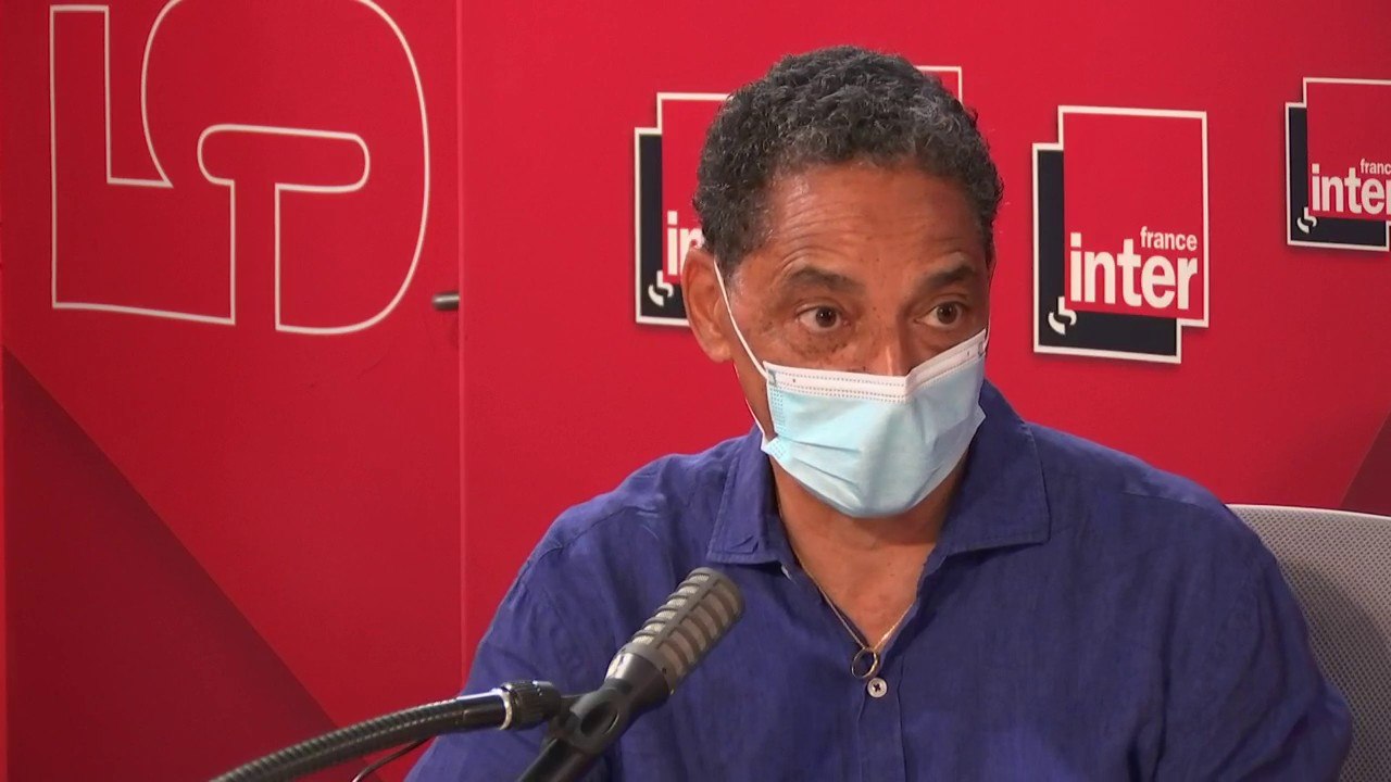 Serge Romana : "J'ai passé deux heures hier en webinaire en direction de la Guadeloupe. Ce qui est terrible c'est le contraste entre la peur du vaccin et la catastrophe sanitaire dans laquelle on se trouve. Il y a comme une sorte de déconnexion."