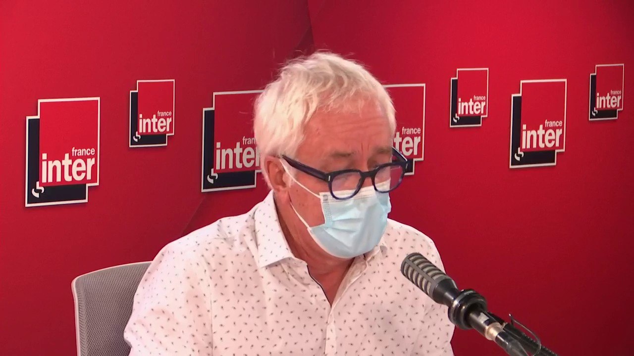 Gilles Pialoux: "La troisième dose, on en parle trop. C'est une population vulnérable qui va l'avoir. Ca a été communiqué par le président de la République, je pense que c'est une erreur de communication."