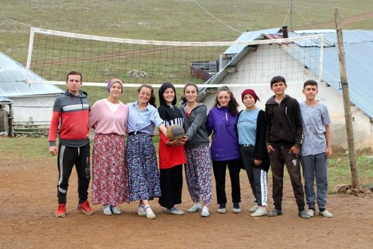 'Yaylanın Sultanları'nın videosu rekora koşuyor! Kısa sürede 10 milyondan fazla izlendi