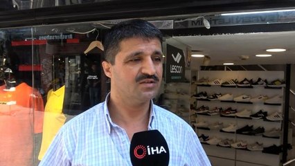 Скачать видео: Son dakika... Bursa'da 10 mağazaya girmeye çalışan hırsızlar güvenlik kamerasında