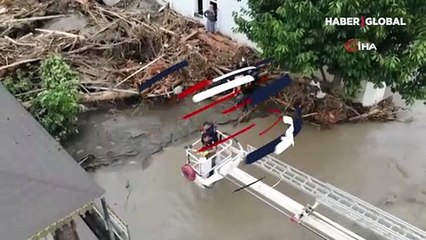 Arama kurtarma çalışmaları film sahnelerini aratmadı