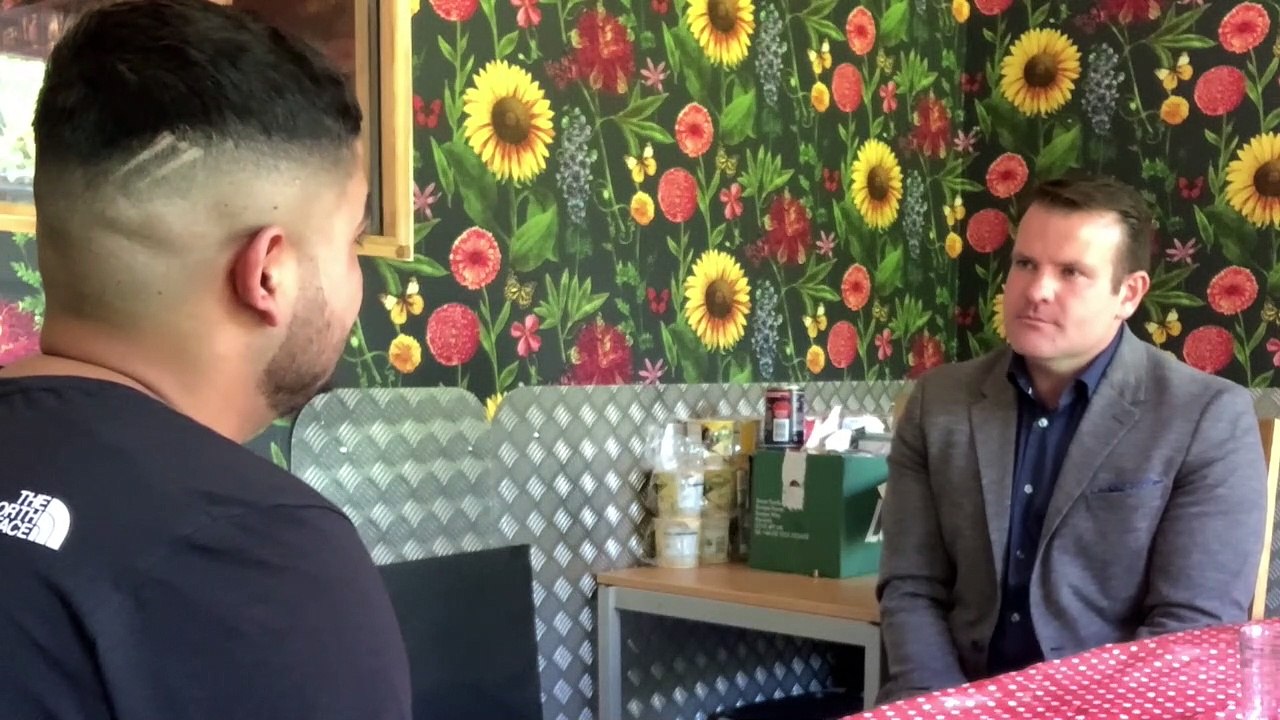 Debatte um Hotelunterbringung minderjähriger Flüchtlinge