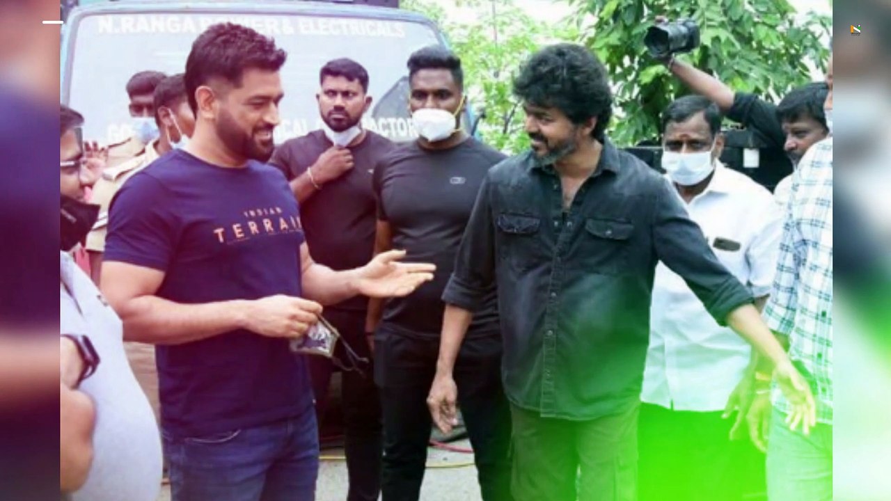 Thala Dhoni meets Thalapathy Vijay, internet erupts