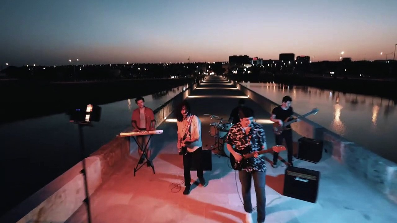 Juliet- Yasaklar (Official Video) #HüzünSonaEriyor