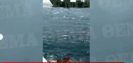 Ege Denizi'nde batan yattan 17 kişi kurtarıldı