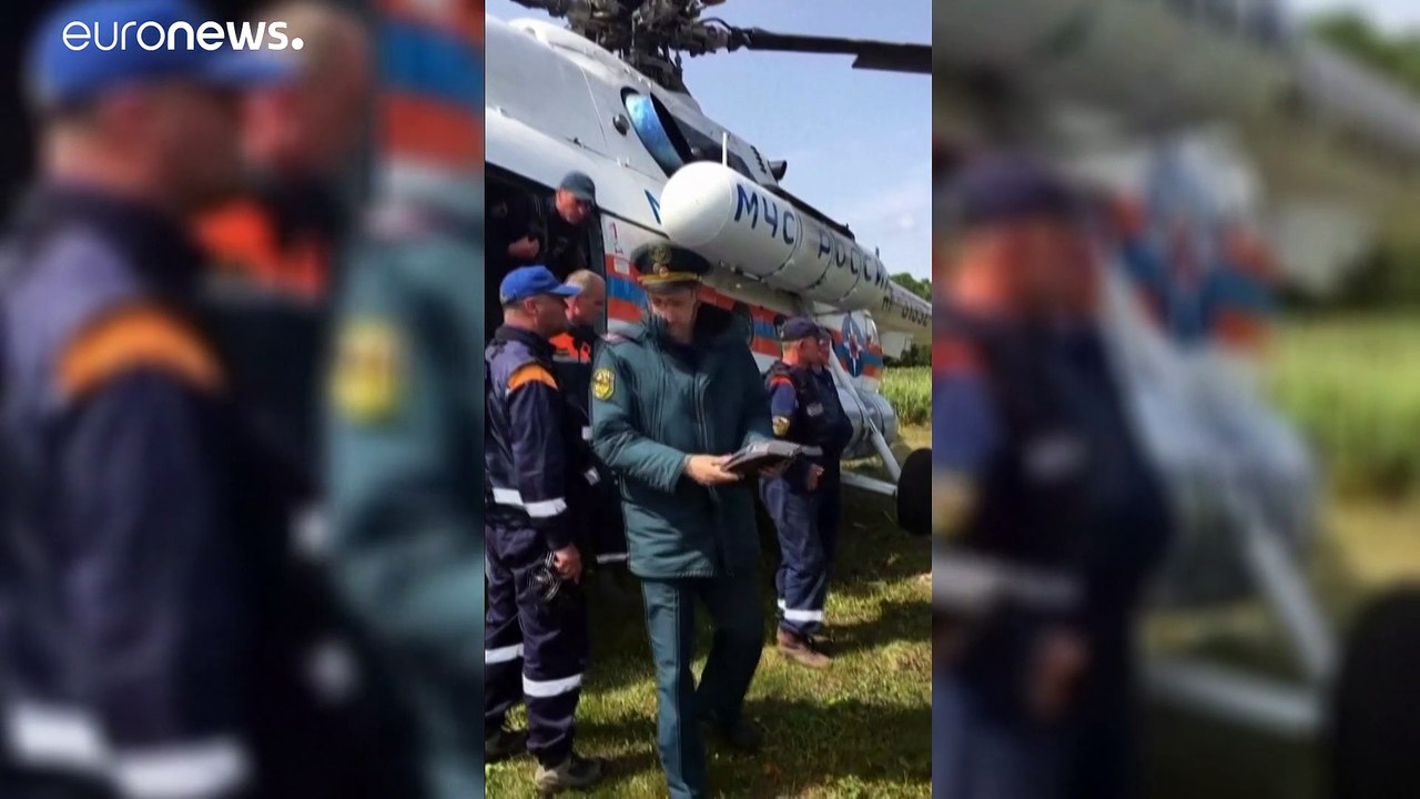 Восемь человек пропали без вести после крушения...