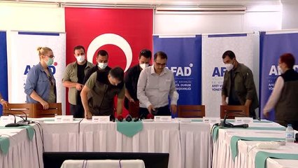 Pakdemirli: "Afette aziz milletimizle ormanlarımız için tek yürek olduk. Tüm yangınları kontrol altına aldık"