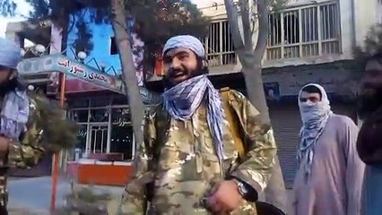 حركة طالبان تسيطر على مدينة غزنة الاستراتيجية وتقترب من كابول