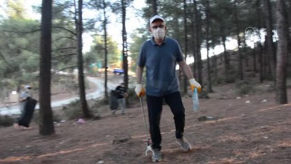 Keşan'da ormandan 10 kamyon çöp toplandı