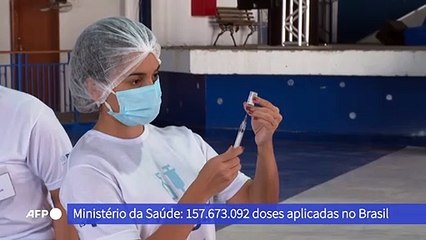 Mais de 110 milhões de brasileiros receberam a 1ª dose