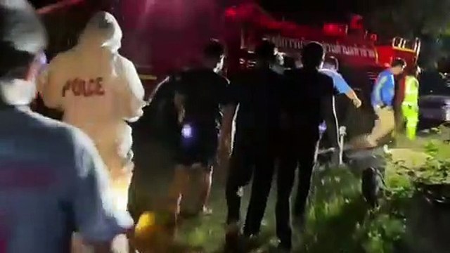 เพลิงไหม้บ้านกลางดึกเผาวอดทั้งหลัง ไฟคลอกเจ้าของบ้านวัย 70 ปี ตายคากองเพลิง