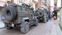 Diyarbakır'da terör örgütü PKK'ya yönelik operasyonda 59 zanlı yakalandı