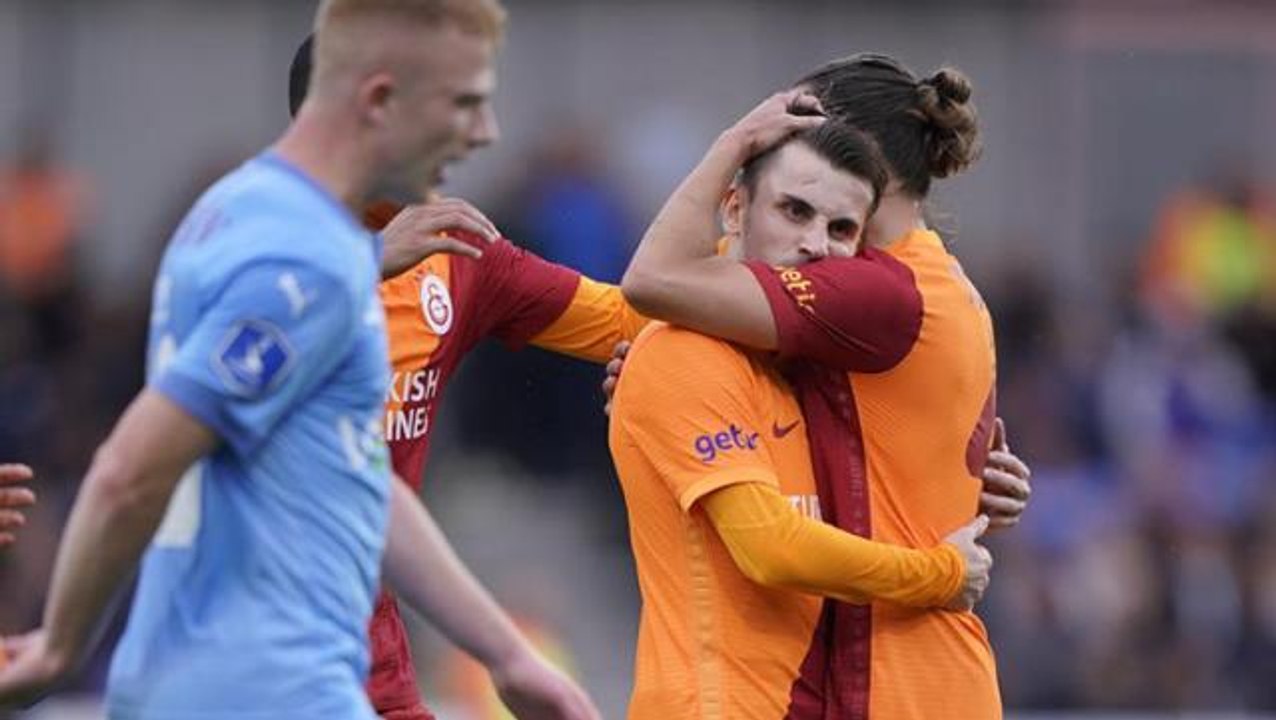 Aslan turu İstanbul'a bıraktı! Avrupa Ligi Play-Off Turu ilk maçında Galatasaray, deplasmanda Randers'la 1-1 berabere kaldı