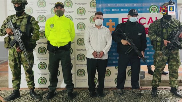 Alias Machete , cabecilla del Clan del Golfo, es detenido en su boda