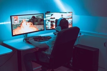 "صنّف" التابعة للهيئة العامة لتنظيم قطاع الاتصالات في الإمارات تحدد 7 فئات خطرة من الألعاب الإلكترونية