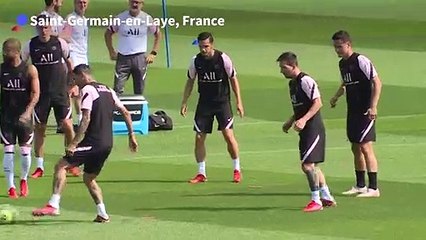 Football : Lionel Messi à l'entraînement avec le PSG