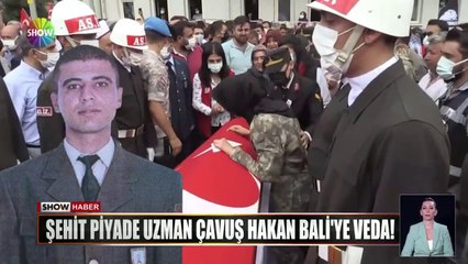 Kuzey Irak şehidine veda!  Ablası üniforması, nişanlısı beresiyle son yolculuğuna uğurladı